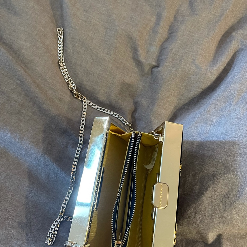 Handbag - Picture 4 of 7